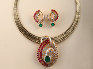 Necklace set