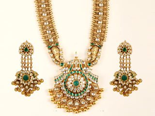 Necklace set