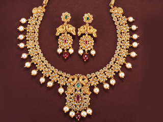 Necklace set